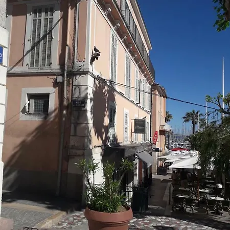 La Grande Maison Centre בנדול