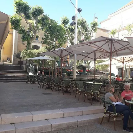 La Grande Maison Centre